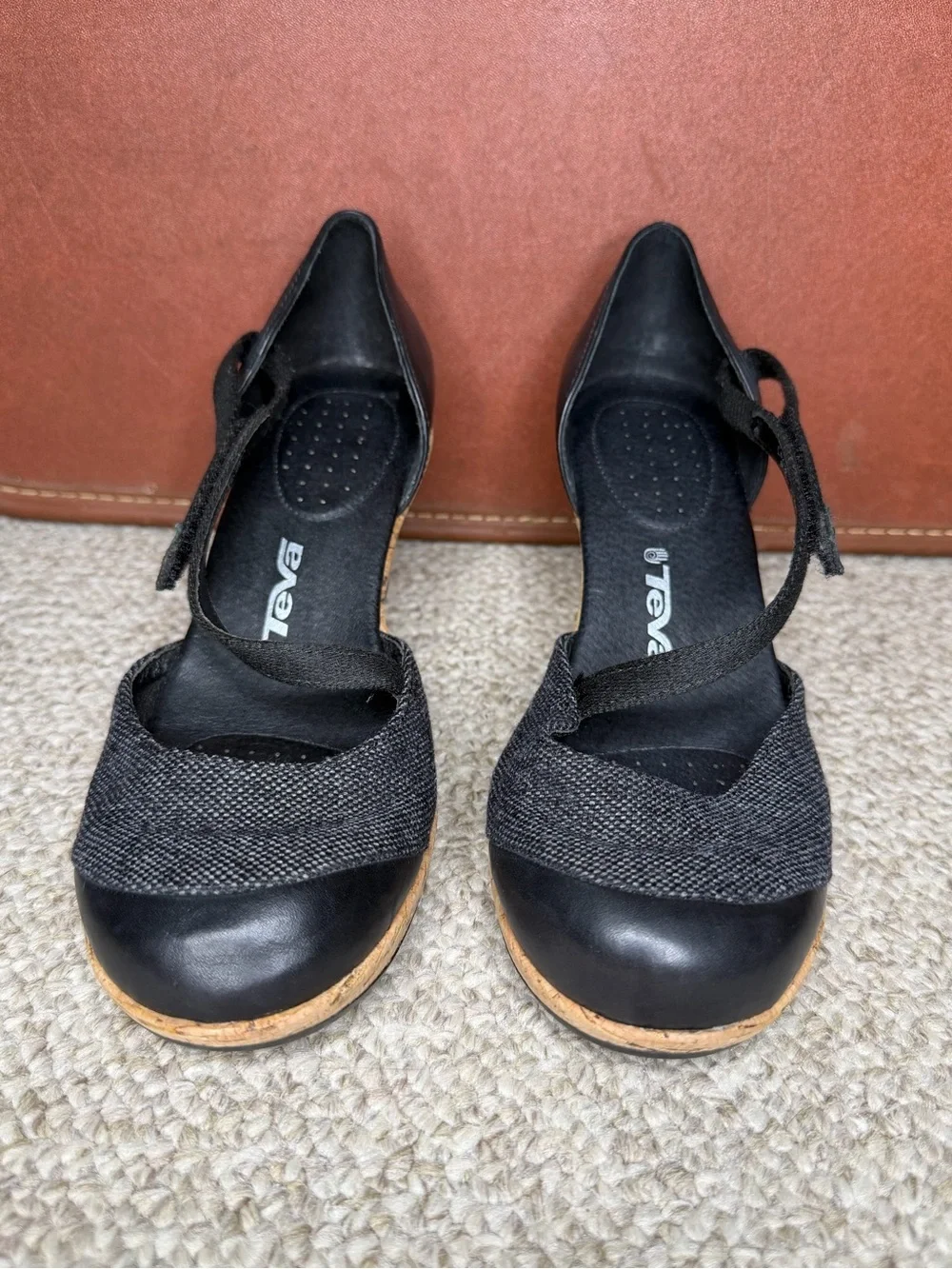 NWOT Teva Riviera Mary Jane’s